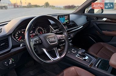 Внедорожник / Кроссовер Audi Q5 2019 в Львове