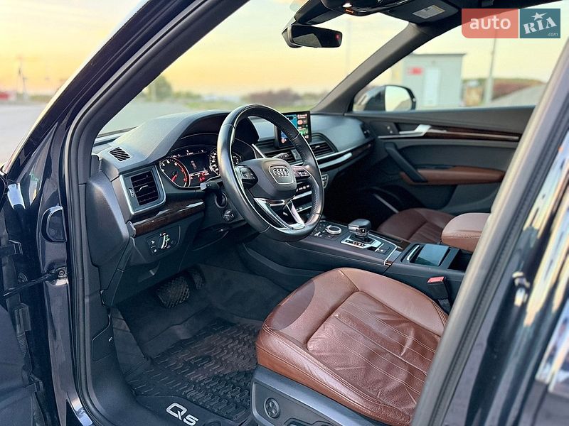 Внедорожник / Кроссовер Audi Q5 2019 в Львове