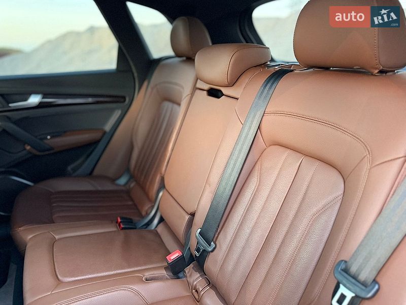Внедорожник / Кроссовер Audi Q5 2019 в Львове