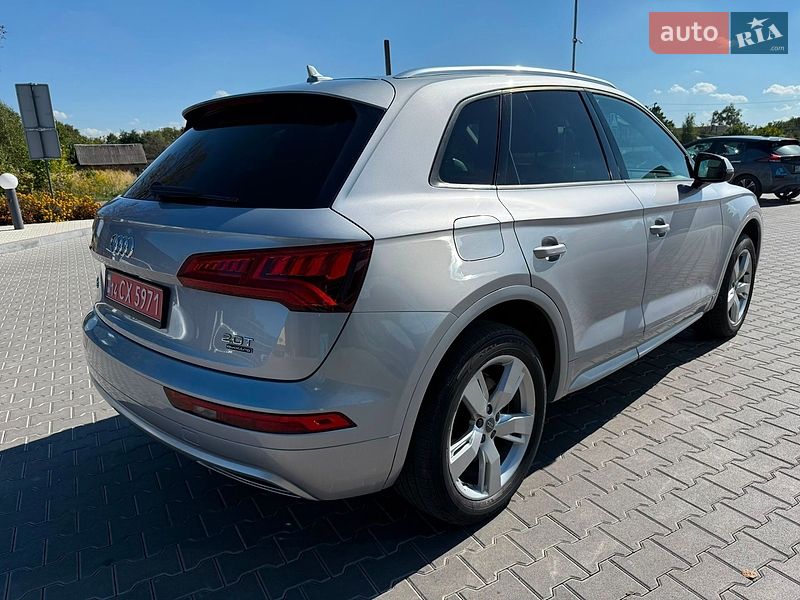Позашляховик / Кросовер Audi Q5 2018 в Володимирі