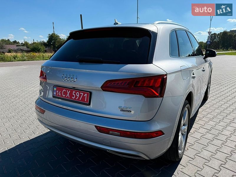Позашляховик / Кросовер Audi Q5 2018 в Володимирі