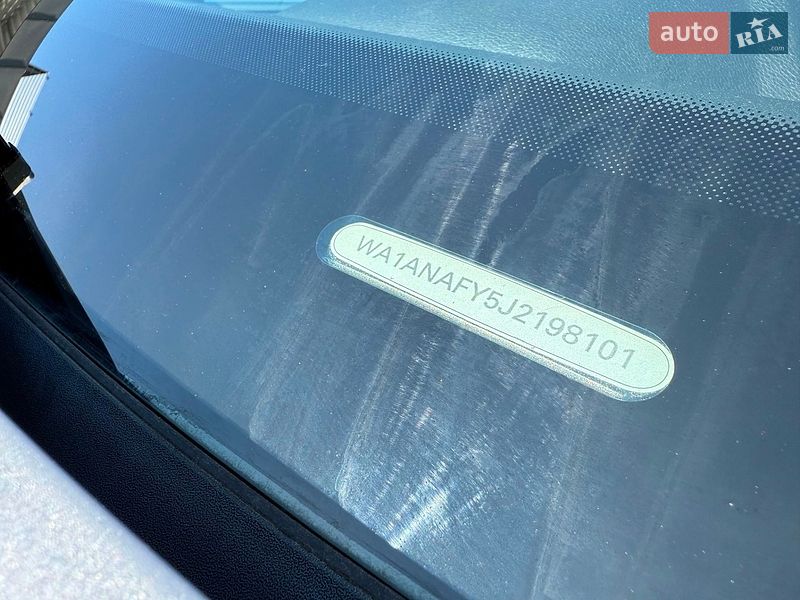 Позашляховик / Кросовер Audi Q5 2018 в Володимирі