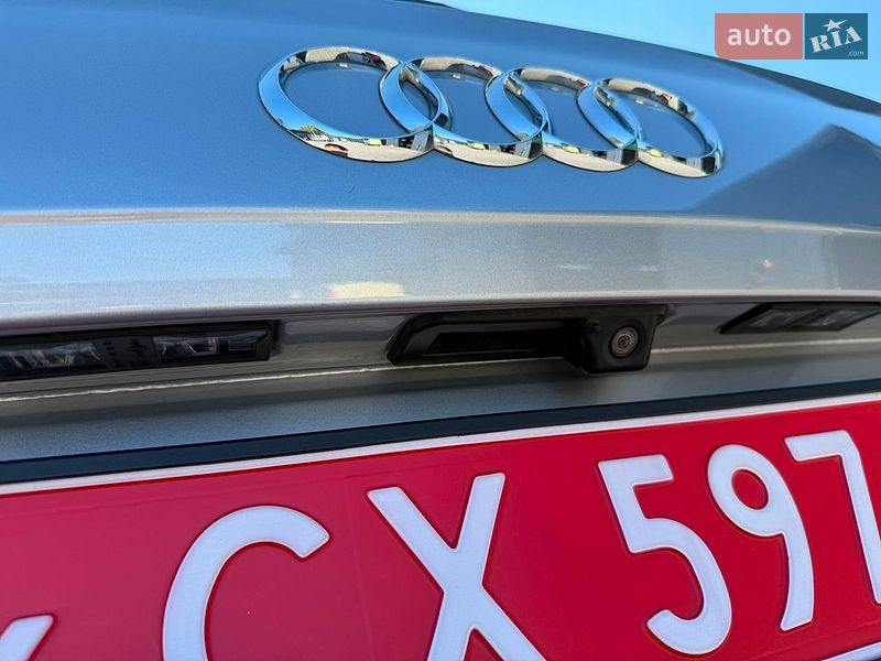 Позашляховик / Кросовер Audi Q5 2018 в Володимирі