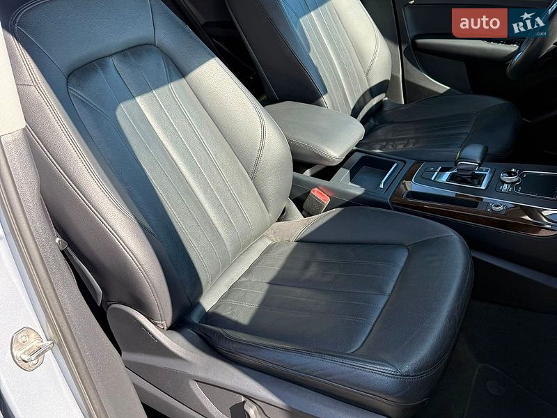 Позашляховик / Кросовер Audi Q5 2018 в Володимирі