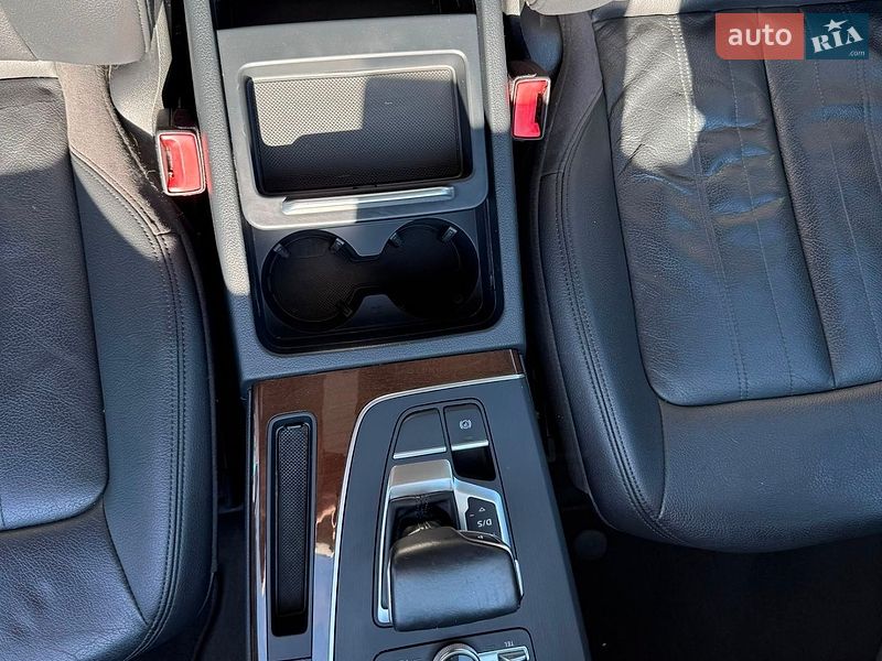 Позашляховик / Кросовер Audi Q5 2018 в Володимирі
