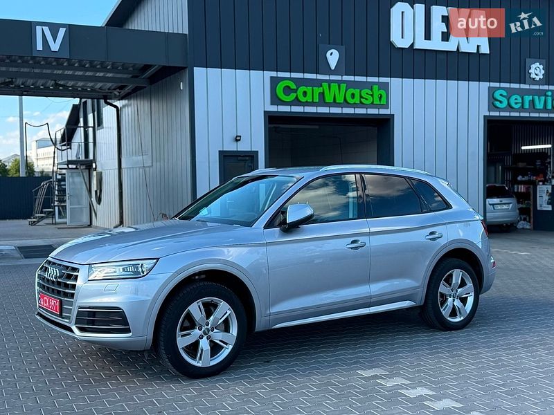 Позашляховик / Кросовер Audi Q5 2018 в Володимирі