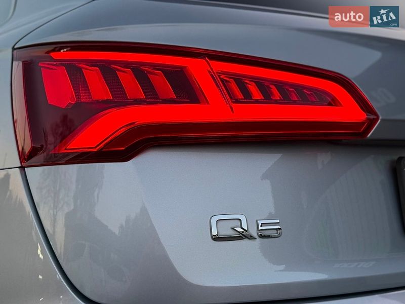 Позашляховик / Кросовер Audi Q5 2018 в Володимирі