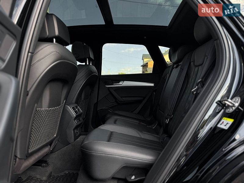 Позашляховик / Кросовер Audi Q5 2017 в Рівному