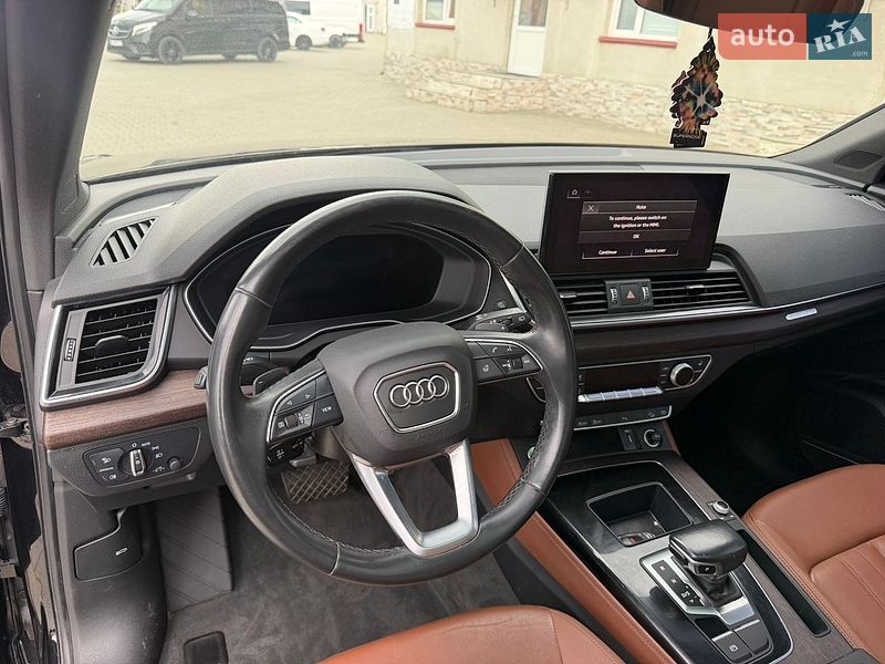 Позашляховик / Кросовер Audi Q5 2020 в Луцьку