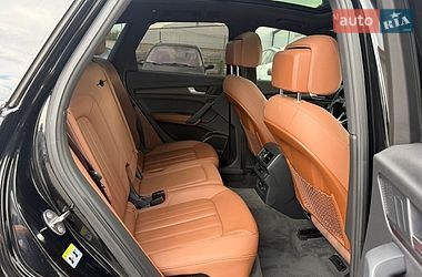 Позашляховик / Кросовер Audi Q5 2020 в Луцьку