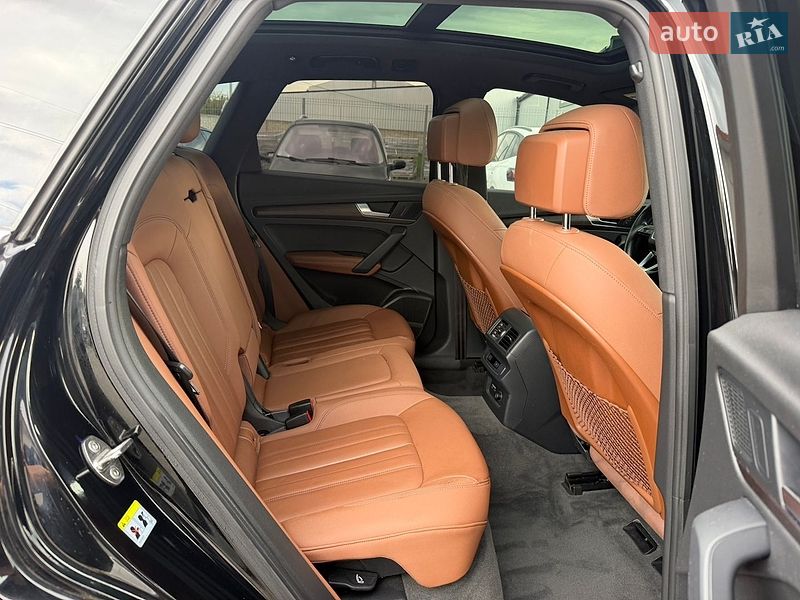 Позашляховик / Кросовер Audi Q5 2020 в Луцьку