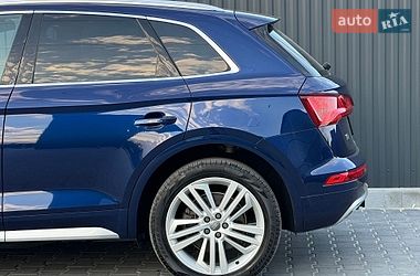 Внедорожник / Кроссовер Audi Q5 2018 в Тернополе
