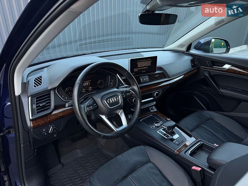 Внедорожник / Кроссовер Audi Q5 2018 в Тернополе