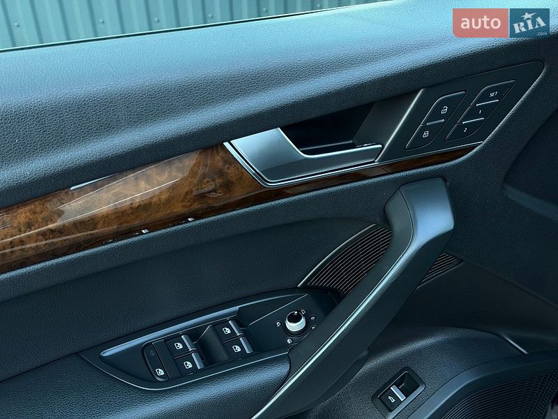 Внедорожник / Кроссовер Audi Q5 2018 в Тернополе
