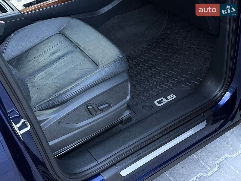 Внедорожник / Кроссовер Audi Q5 2018 в Тернополе