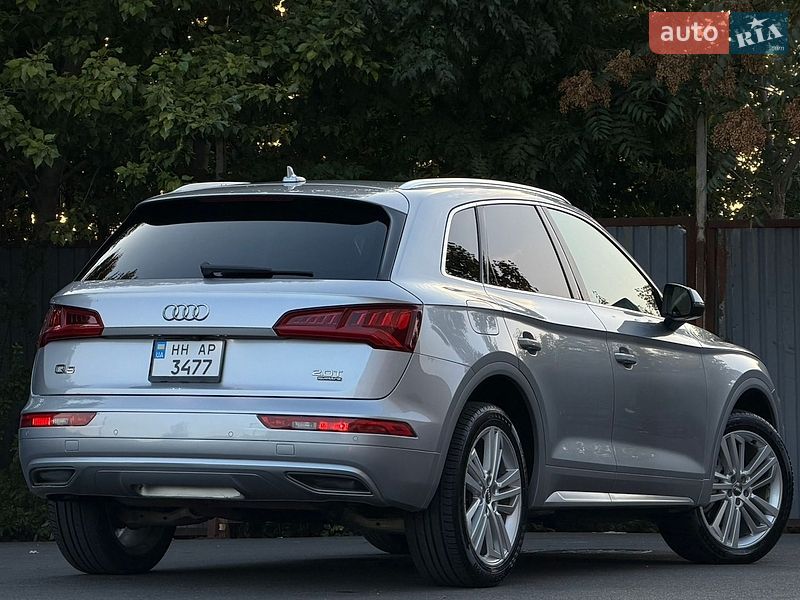 Позашляховик / Кросовер Audi Q5 2017 в Одесі фото 16 Позашляховик / Кросовер Audi Q5 2017 в Одесі