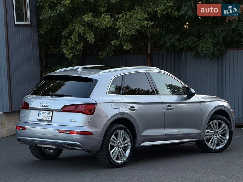 Позашляховик / Кросовер Audi Q5 2017 в Одесі фото 17 Позашляховик / Кросовер Audi Q5 2017 в Одесі
