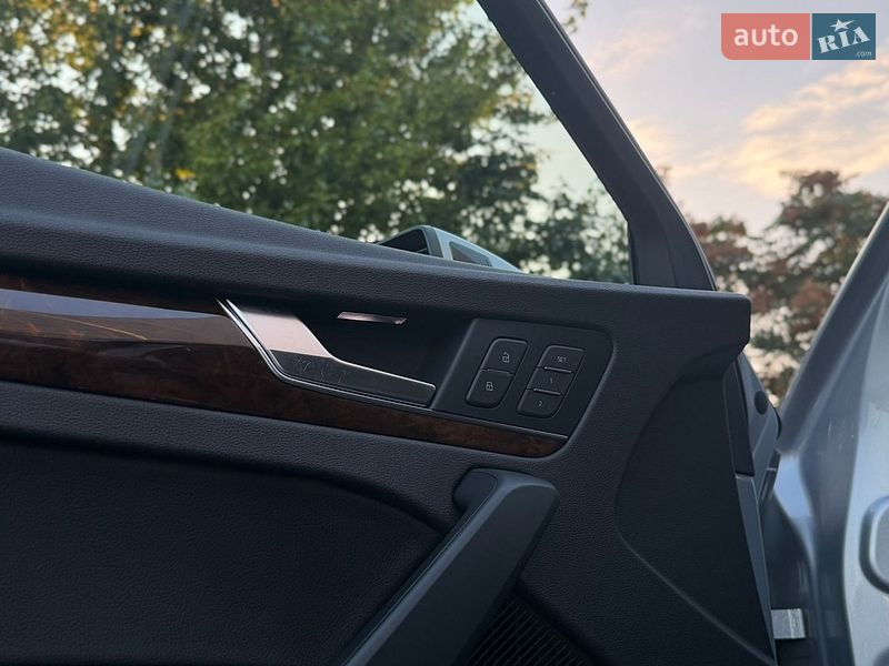 Позашляховик / Кросовер Audi Q5 2017 в Одесі фото 32 Позашляховик / Кросовер Audi Q5 2017 в Одесі