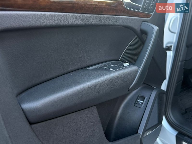 Позашляховик / Кросовер Audi Q5 2017 в Одесі фото 33 Позашляховик / Кросовер Audi Q5 2017 в Одесі