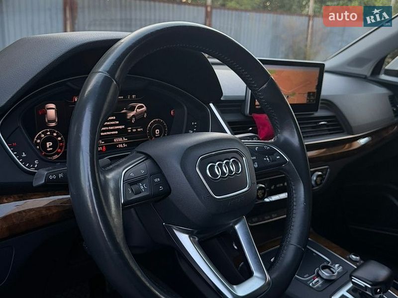 Позашляховик / Кросовер Audi Q5 2017 в Одесі фото 48 Позашляховик / Кросовер Audi Q5 2017 в Одесі