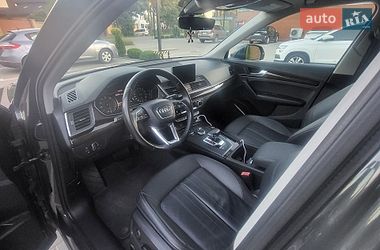 Позашляховик / Кросовер Audi Q5 2019 в Вінниці