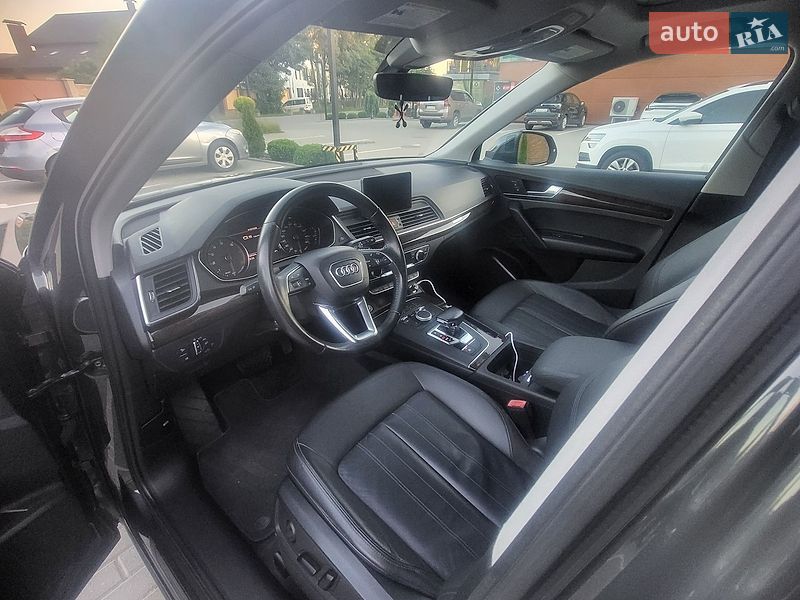 Позашляховик / Кросовер Audi Q5 2019 в Вінниці