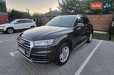Позашляховик / Кросовер Audi Q5 2019 в Вінниці