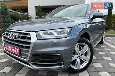 Внедорожник / Кроссовер Audi Q5 2019 в Стрые