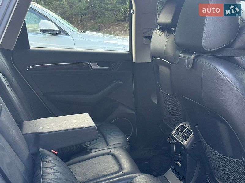Внедорожник / Кроссовер Audi Q5 2015 в Ивано-Франковске