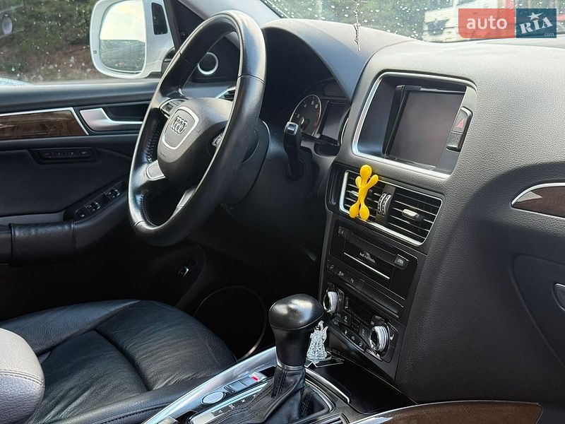 Внедорожник / Кроссовер Audi Q5 2015 в Ивано-Франковске