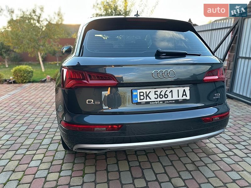 Позашляховик / Кросовер Audi Q5 2017 в Володимирці фото 5 Позашляховик / Кросовер Audi Q5 2017 в Володимирці