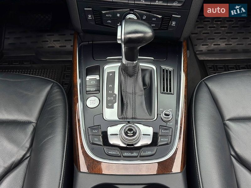 Внедорожник / Кроссовер Audi Q5 2015 в Одессе