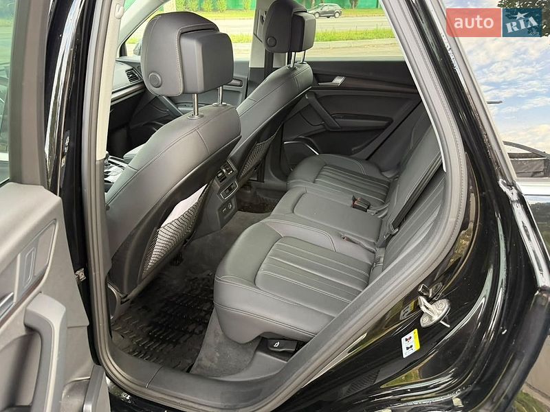Внедорожник / Кроссовер Audi Q5 2022 в Харькове