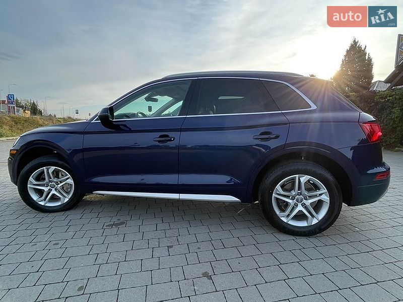Внедорожник / Кроссовер Audi Q5 2018 в Стрые