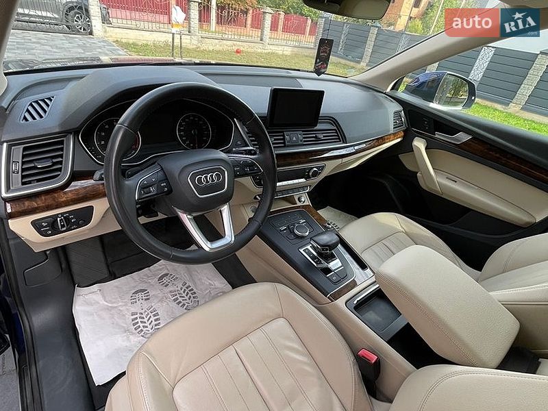 Внедорожник / Кроссовер Audi Q5 2018 в Стрые