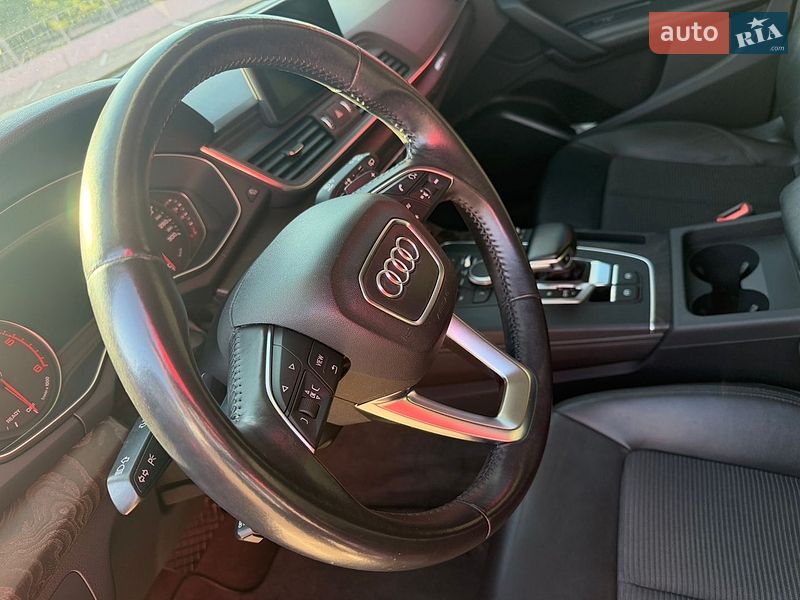 Внедорожник / Кроссовер Audi Q5 2018 в Кропивницком