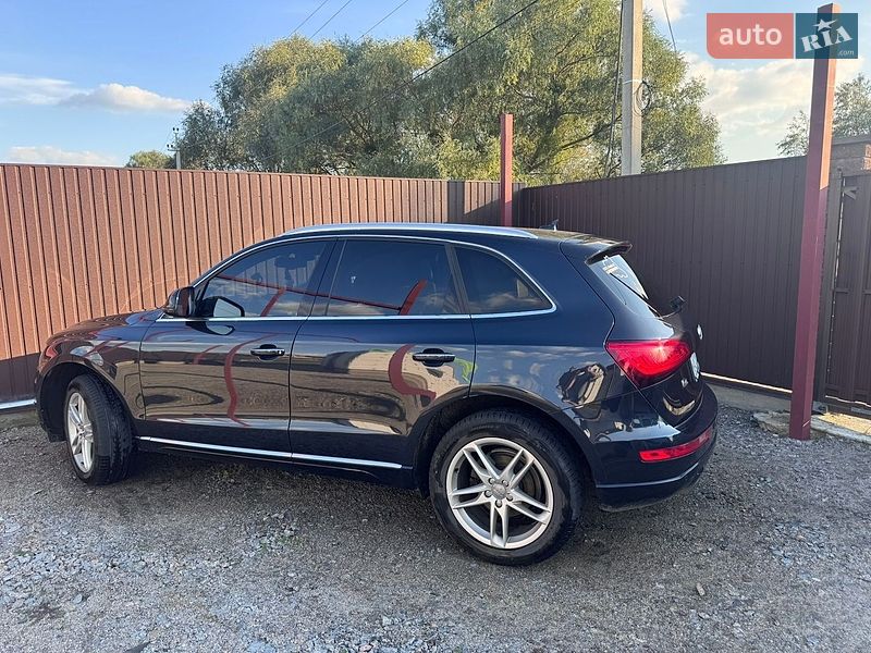 Позашляховик / Кросовер Audi Q5 2016 в Києві