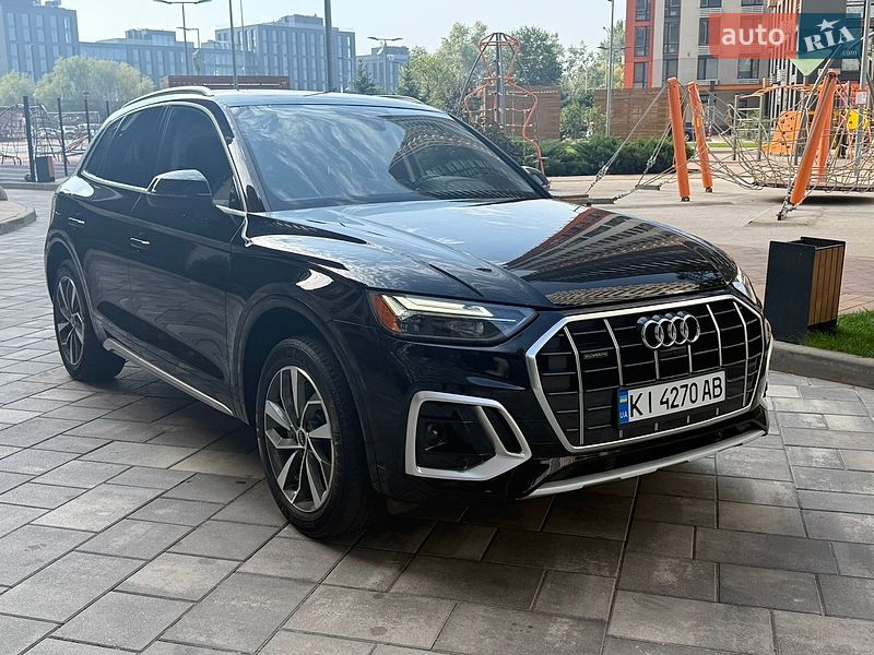 Позашляховик / Кросовер Audi Q5 2021 в Переяславі