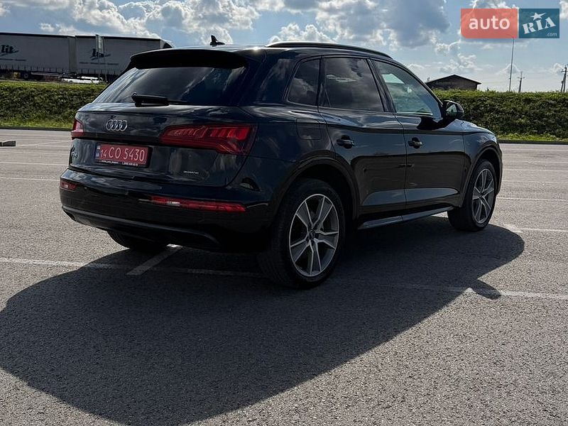 Позашляховик / Кросовер Audi Q5 2020 в Львові