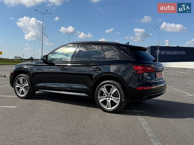 Позашляховик / Кросовер Audi Q5 2020 в Львові