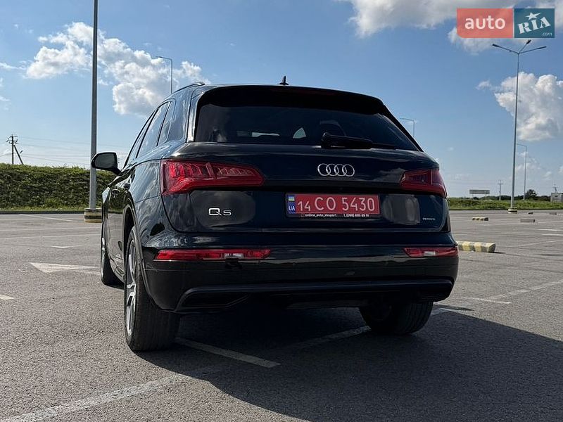 Позашляховик / Кросовер Audi Q5 2020 в Львові