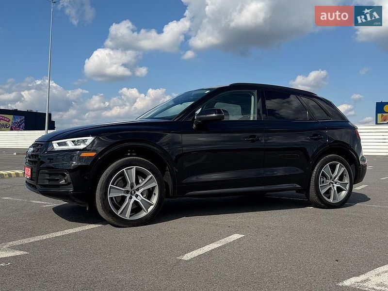 Позашляховик / Кросовер Audi Q5 2020 в Львові
