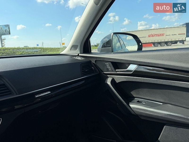 Позашляховик / Кросовер Audi Q5 2020 в Львові