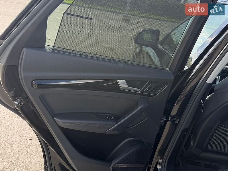 Позашляховик / Кросовер Audi Q5 2020 в Львові