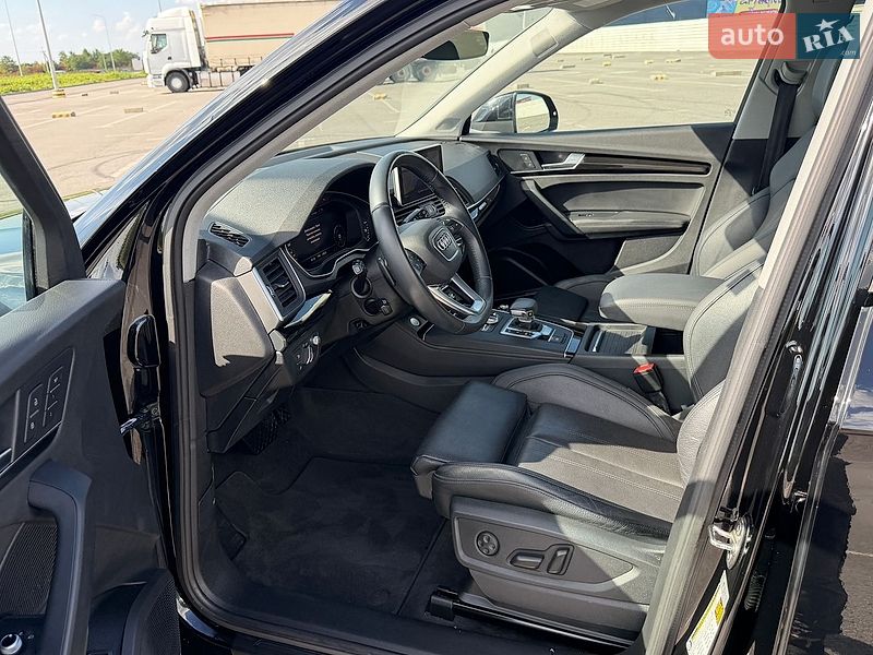 Позашляховик / Кросовер Audi Q5 2020 в Львові