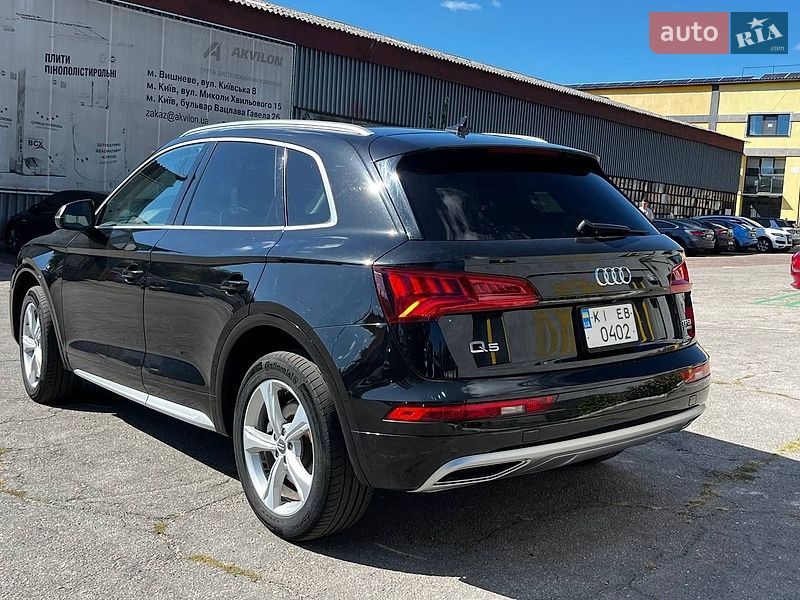 Внедорожник / Кроссовер Audi Q5 2018 в Киеве
