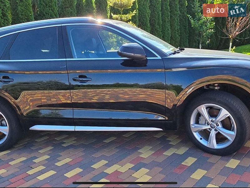Внедорожник / Кроссовер Audi Q5 2018 в Киеве