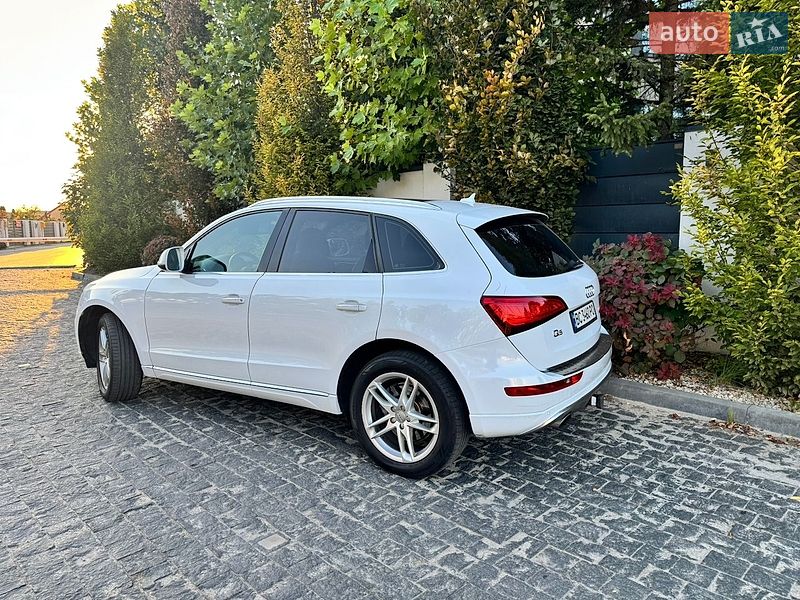 Внедорожник / Кроссовер Audi Q5 2015 в Львове