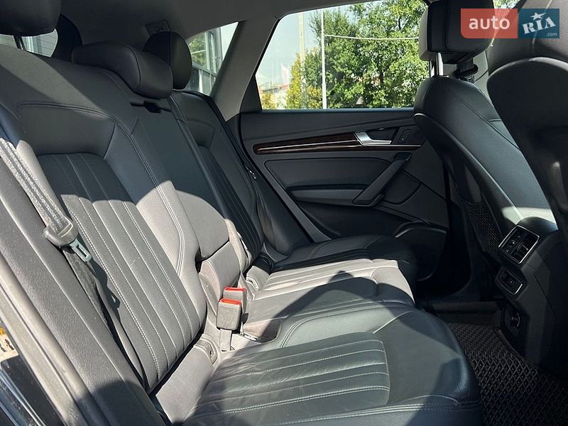 Позашляховик / Кросовер Audi Q5 2017 в Івано-Франківську фото 27 Позашляховик / Кросовер Audi Q5 2017 в Івано-Франківську