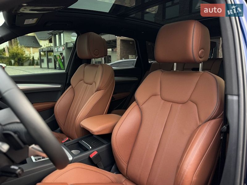 Позашляховик / Кросовер Audi Q5 2024 в Рівному